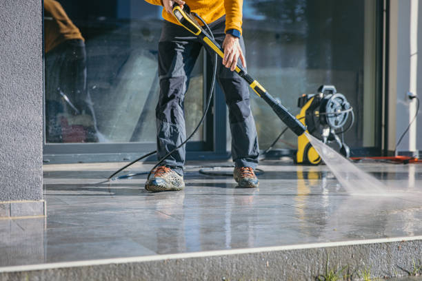 Best Pressure Washing Siding  in Boyne City, MI