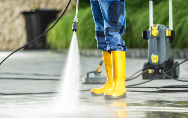 Fence Pressure Washing in Boyne City, MI